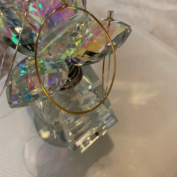 Your Choice - Gold or Silver! NWTS Delicate Elongated Oval Hoops Earrings - Picture 6 of 10